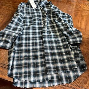 Petite oversized, frayed check shirt